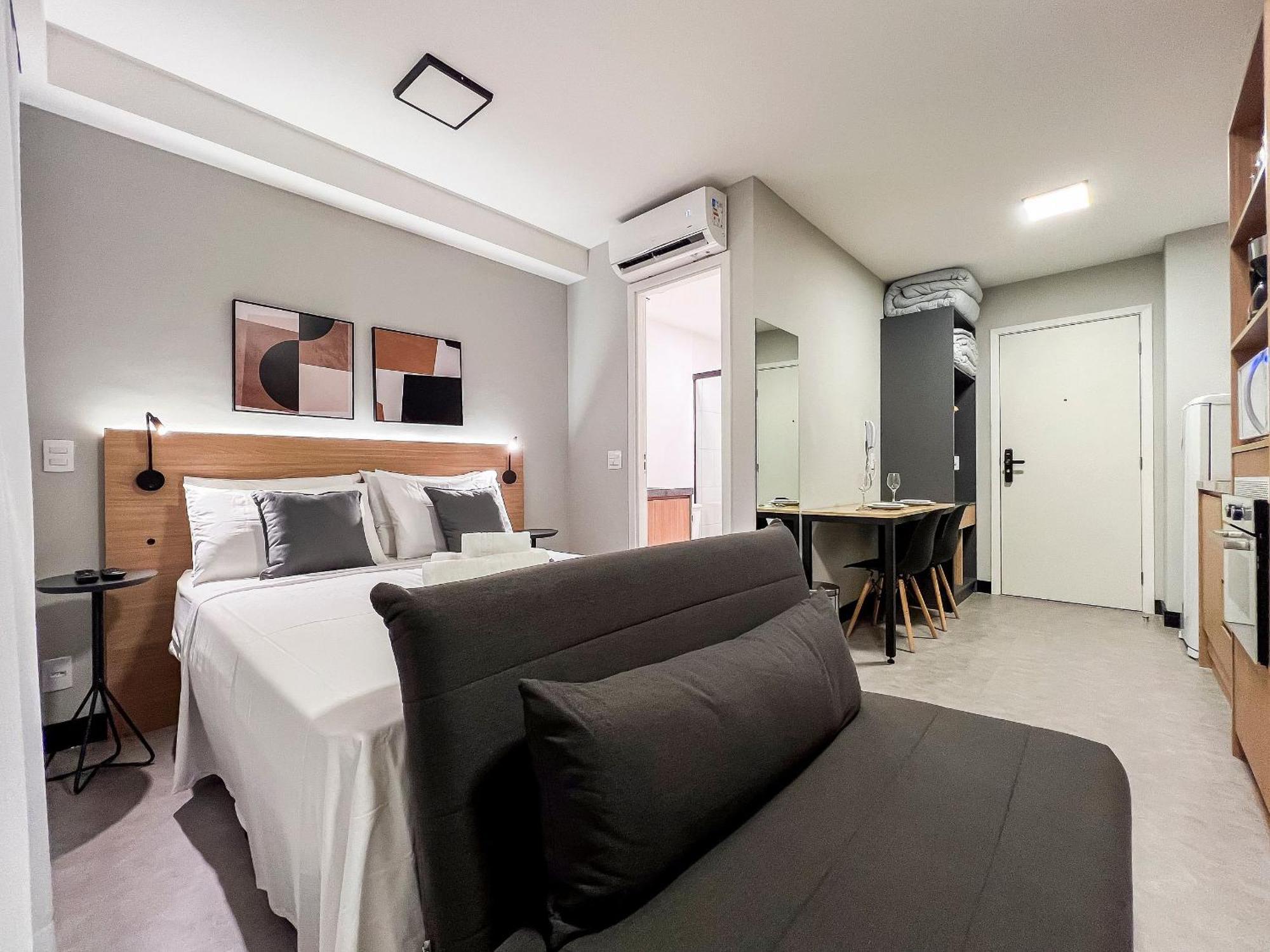 Apartamento My One Fradique Coutinho *